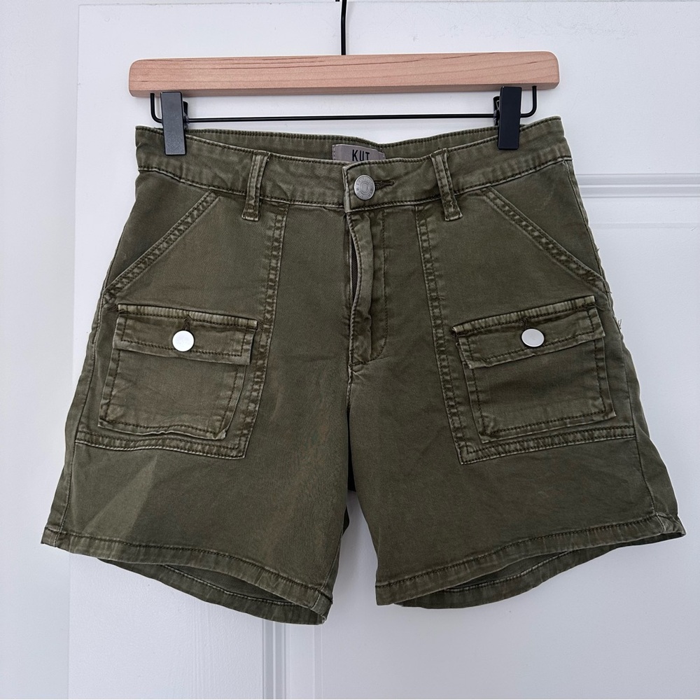 Kut from the Kloth (0) Olive Green Utility Cargo Shorts - 5” Inseam - Picture 3 of 8